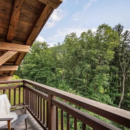 Cosy And Elegant Alpine House In Межев
